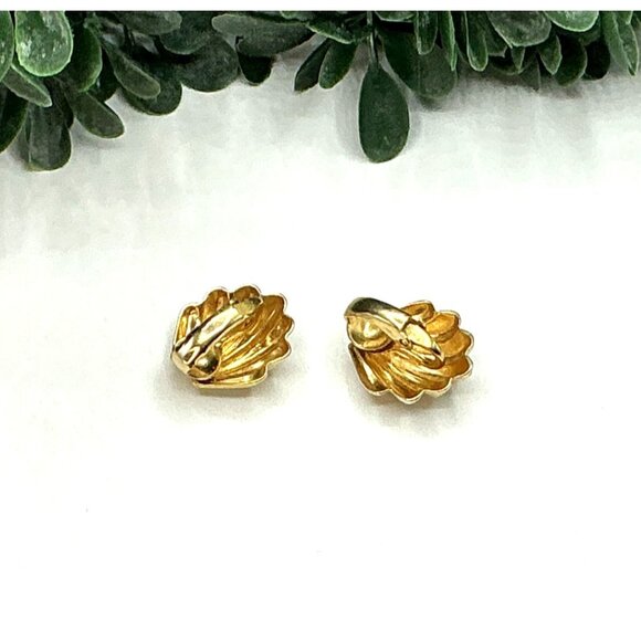 Gold Tone Shell Clip-On Earrings - Picture 3 of 7